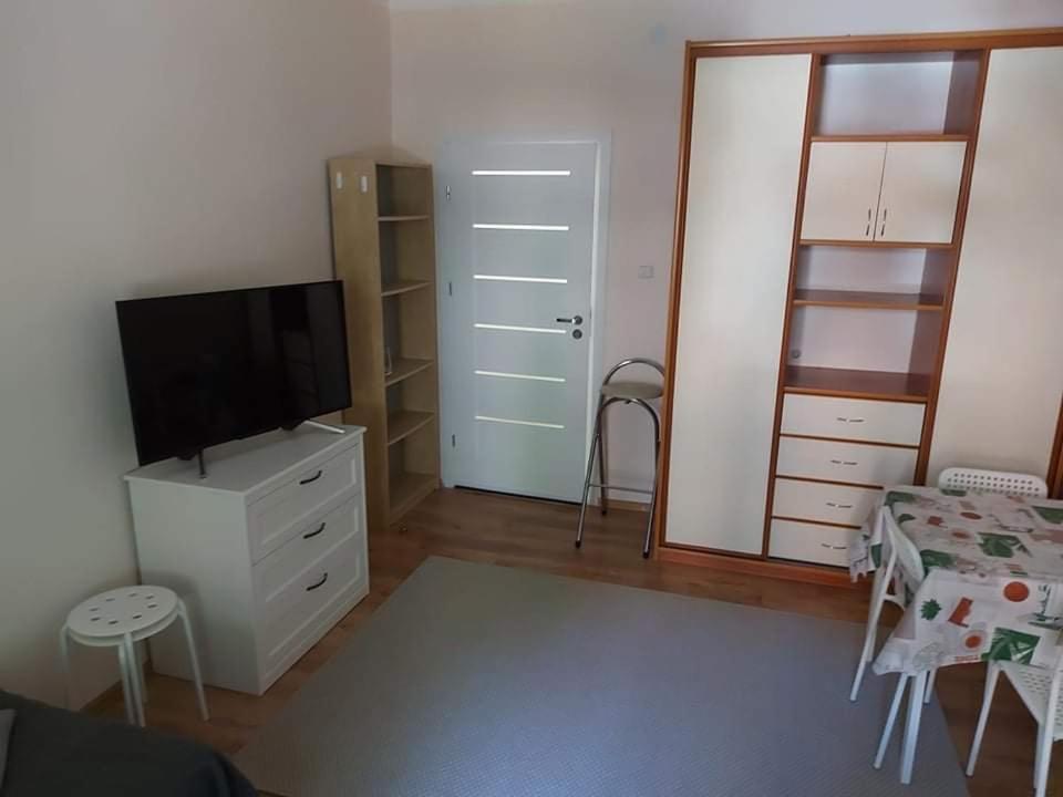 Aleja Apartment กดัญสก์ ภายนอก รูปภาพ