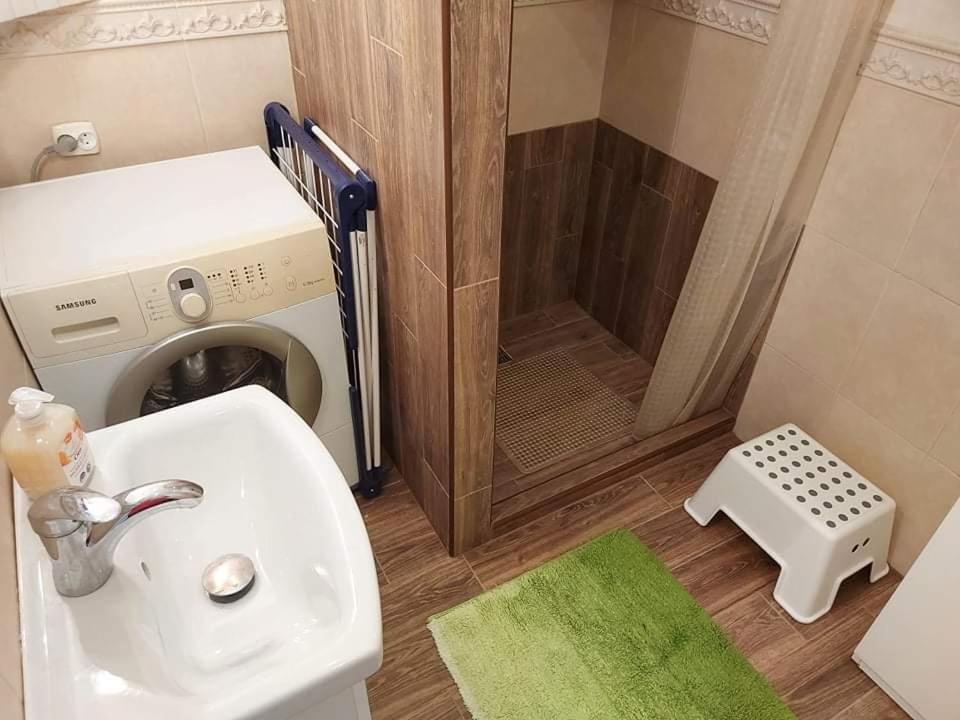 Aleja Apartment กดัญสก์ ภายนอก รูปภาพ